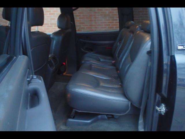 2005 GMC Sierra 1500 SLE 4dr Crew Cab SLE